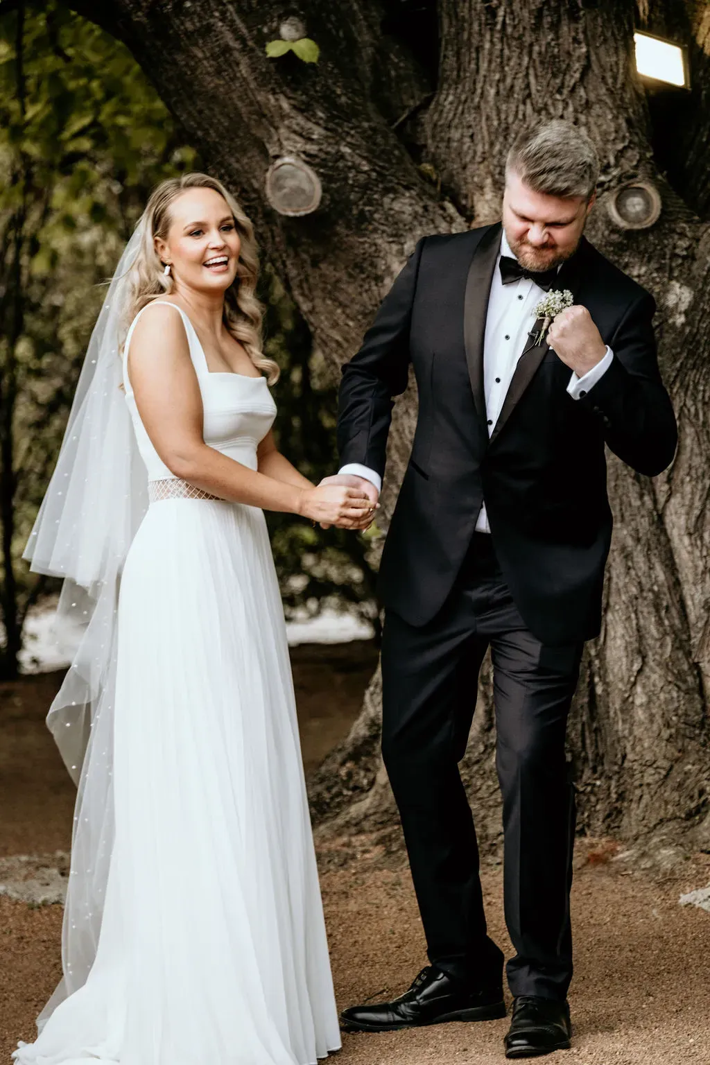 alison_and_brock_wedding_ceremony_celebration_tree_webp_210fa1b0bb